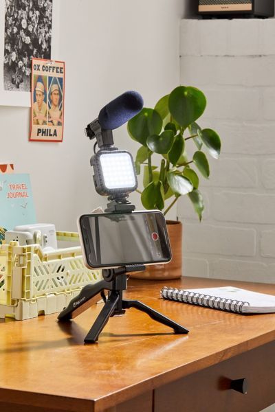 Vlogging Kit With Tripod Phone Holder Mini Microphone LED Fill Light Starter For TikTok Live Stream Video YouTube